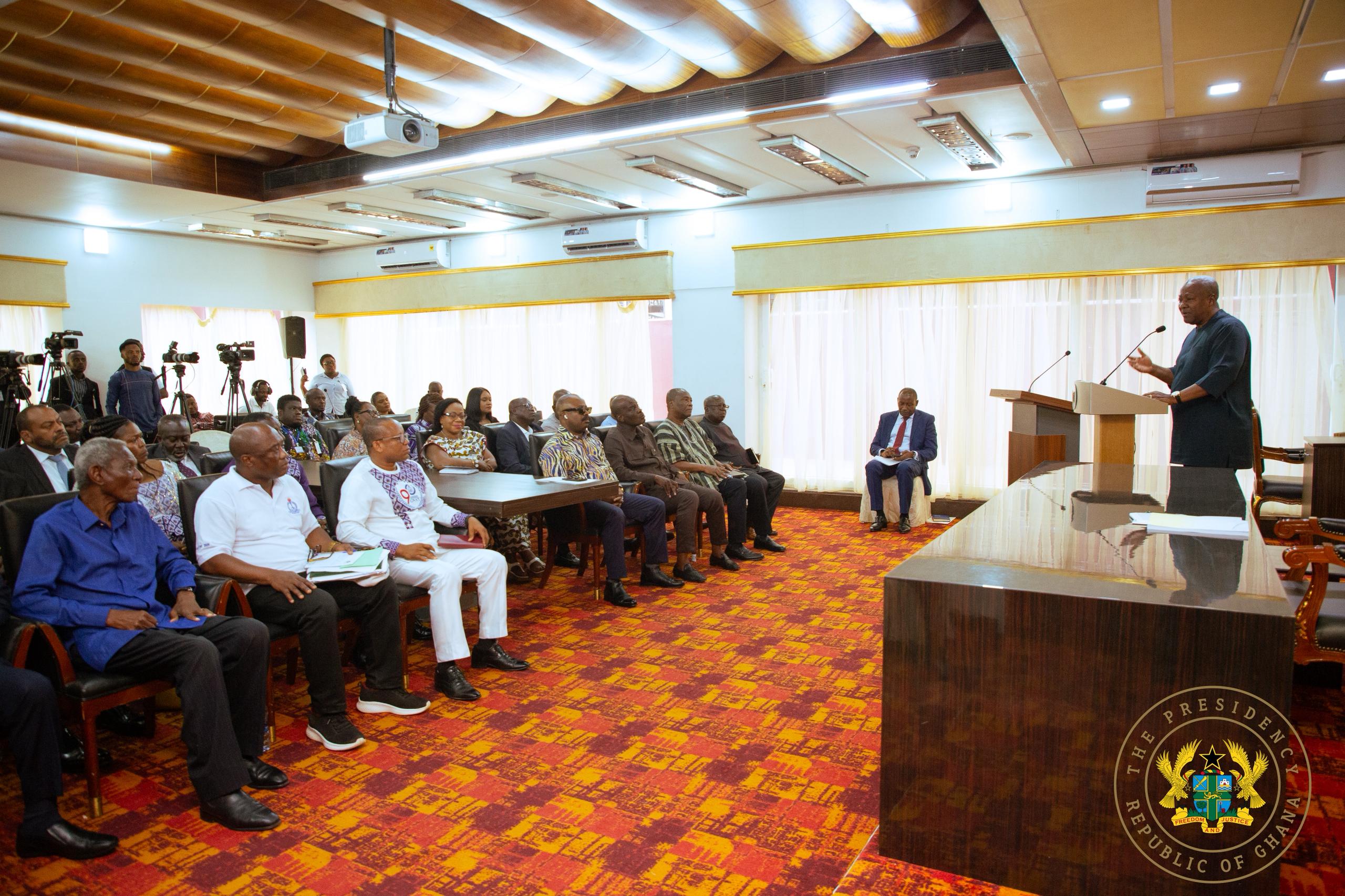 The President of the Republic of Ghana addressing the GNAT Delegation
